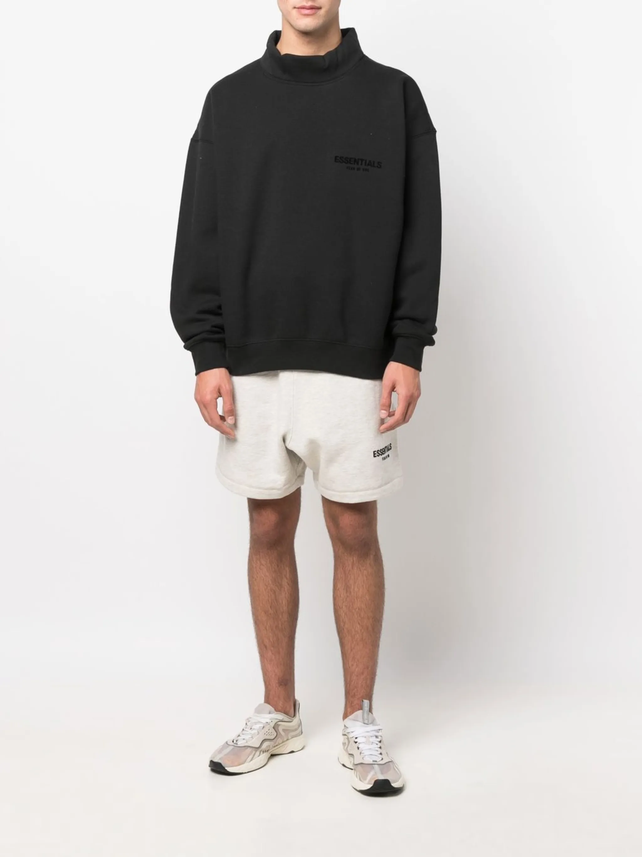Спортивные шорты с кулиской и логотипом Fear Of God Essentials, нейтральный — фото 2