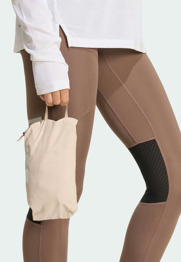 Куртка xperior 2, 5-слойная, легкая, климатоустойчивая, водонепроницаемая. Adidas Terrex, Taupe — фото 3