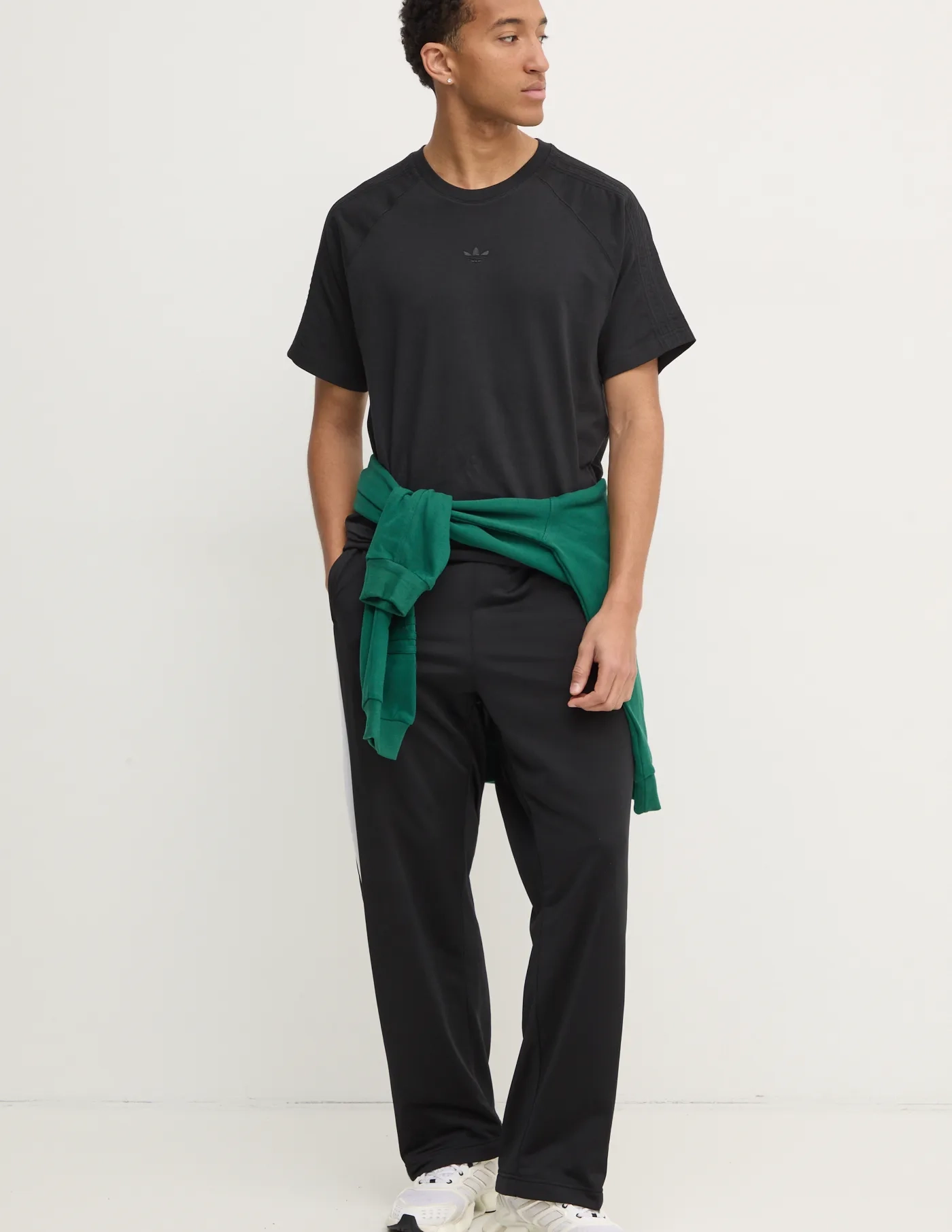 

Базовая хлопковая футболка adidas Originals, черный
