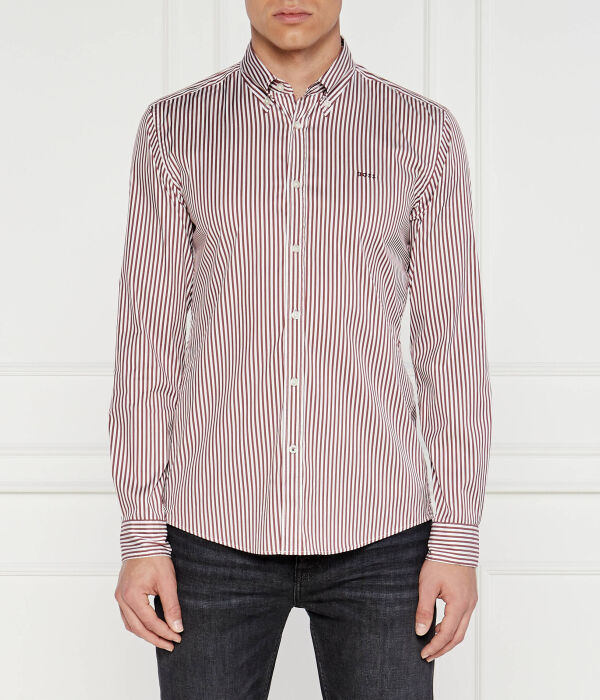 

Рубашка чалый Slim fit Boss, красный