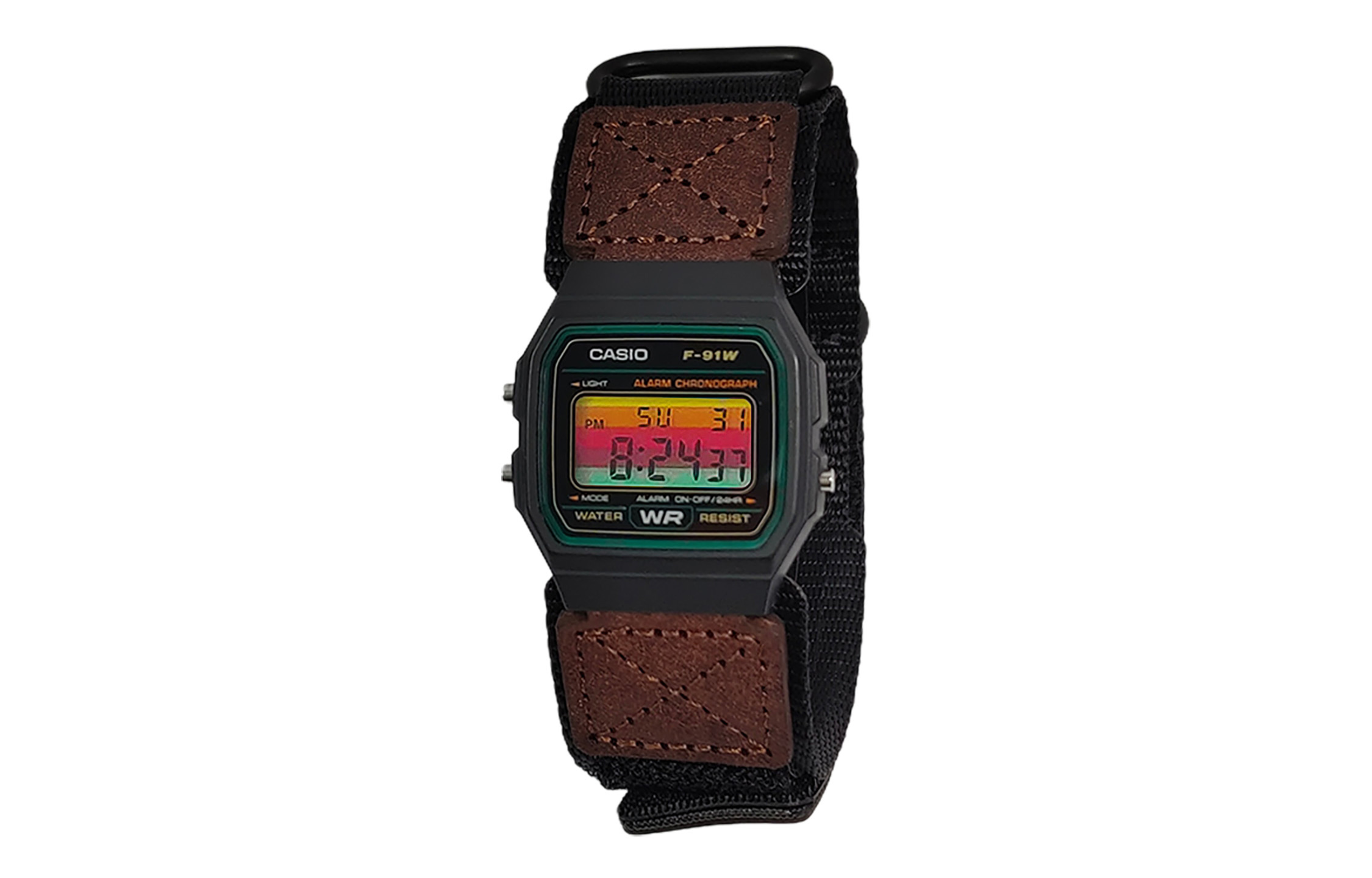 

CASIO Мужские часы Retrofit Series с кварцевым механизмом и нейлоновым ремешком, черный циферблат