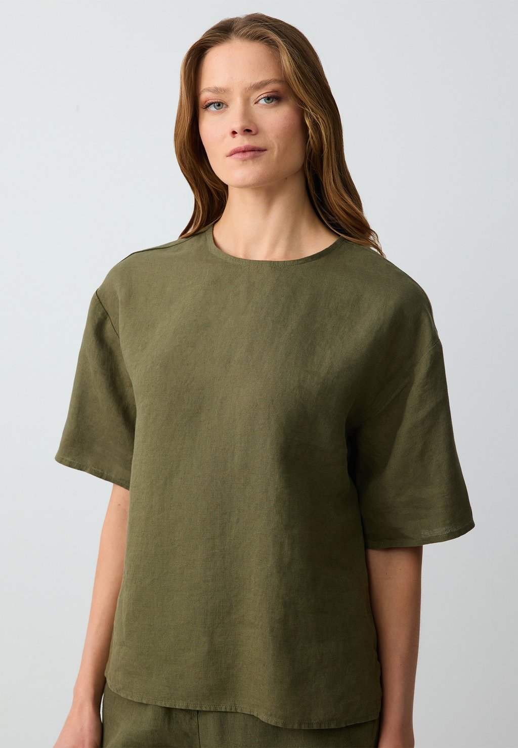 

Блуза RELAXED FIT SHORT SLEEVE CREW-NECK Jimmy Key, хаки