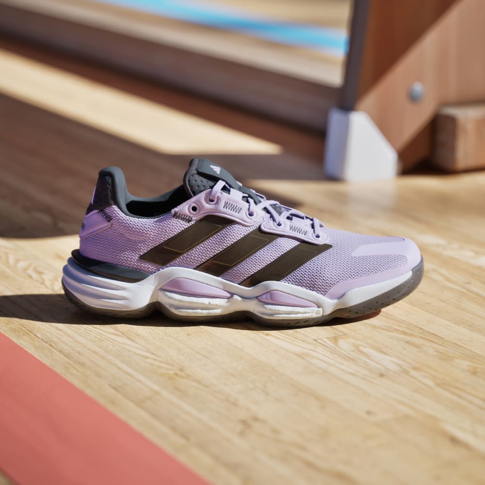 Кроссовки Adidas Stabil 16 Indoor Shoes, цвет Powder Plum/Core Black/Cloud White — фото 2