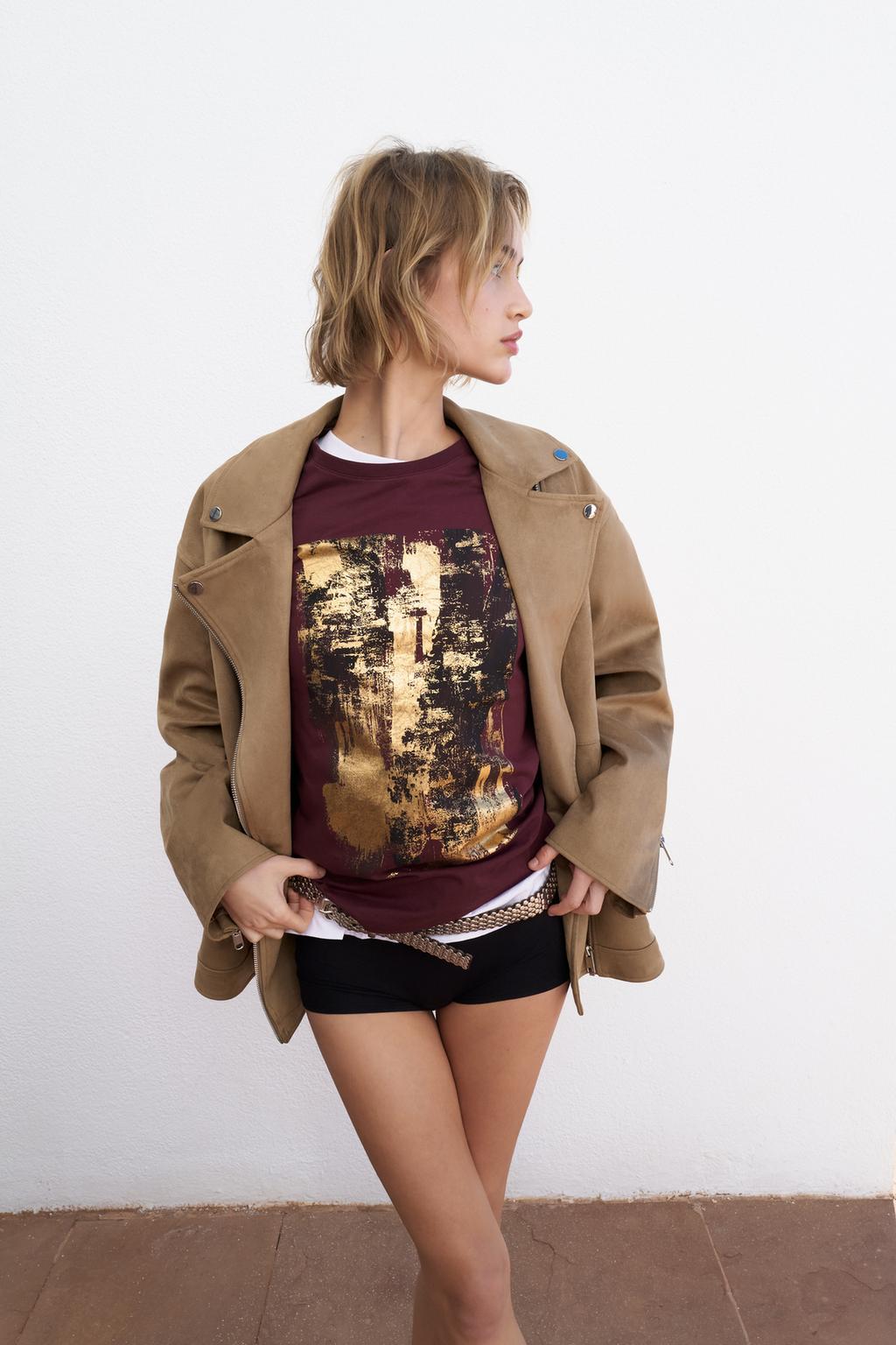 

Металлическая футболка ZARA, бордовый