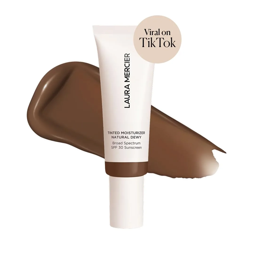 Laura Mercier тонирующий увлажняющий крем Natural Dewy с SPF 30, 24-часовая гидратация, оттенок 6N Umber и рассыпчатая пудра Translucent Loose Talc-Free Setting Powder Ultra-Blur с гиалуроновой кислотой, оттенок Medium Deep, набор — фото 2