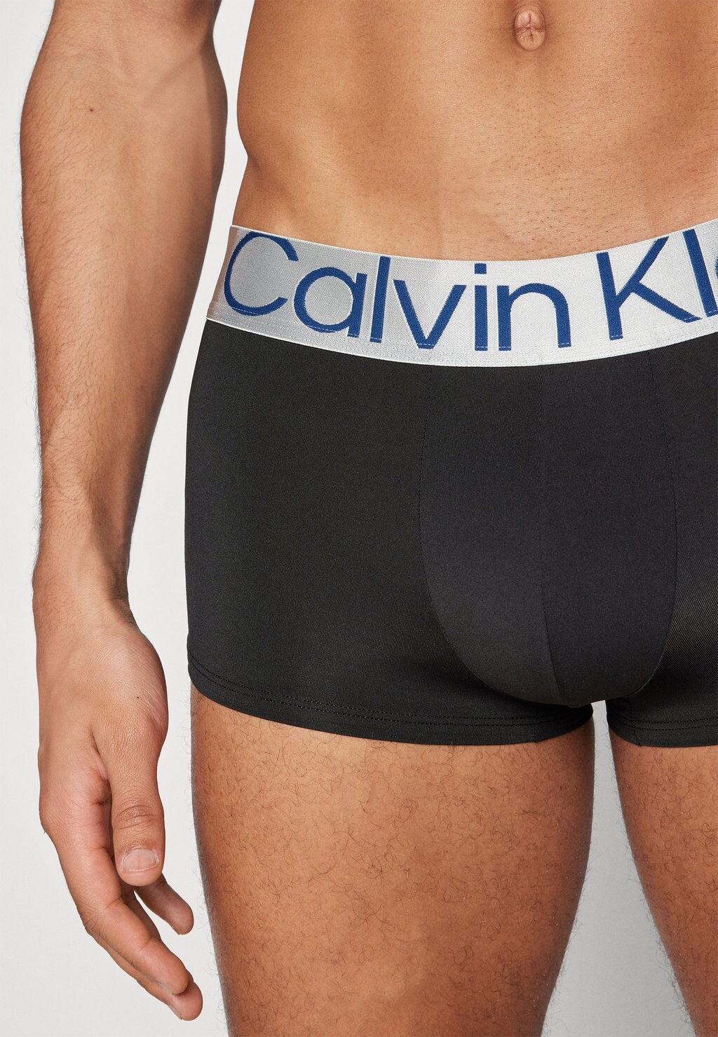 

Трусы Low Rise Trunk 3 Pack Calvin Klein, черный