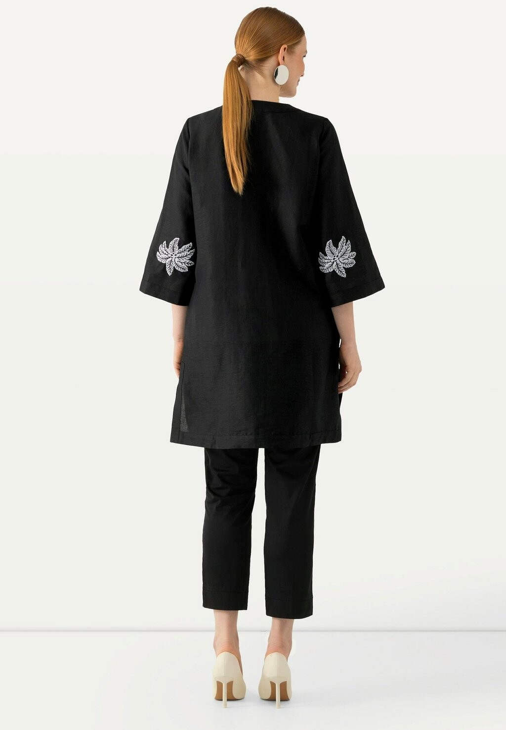 

Туника EMBROIDERED 3/4 SLEEVE Ulla Popken, черный