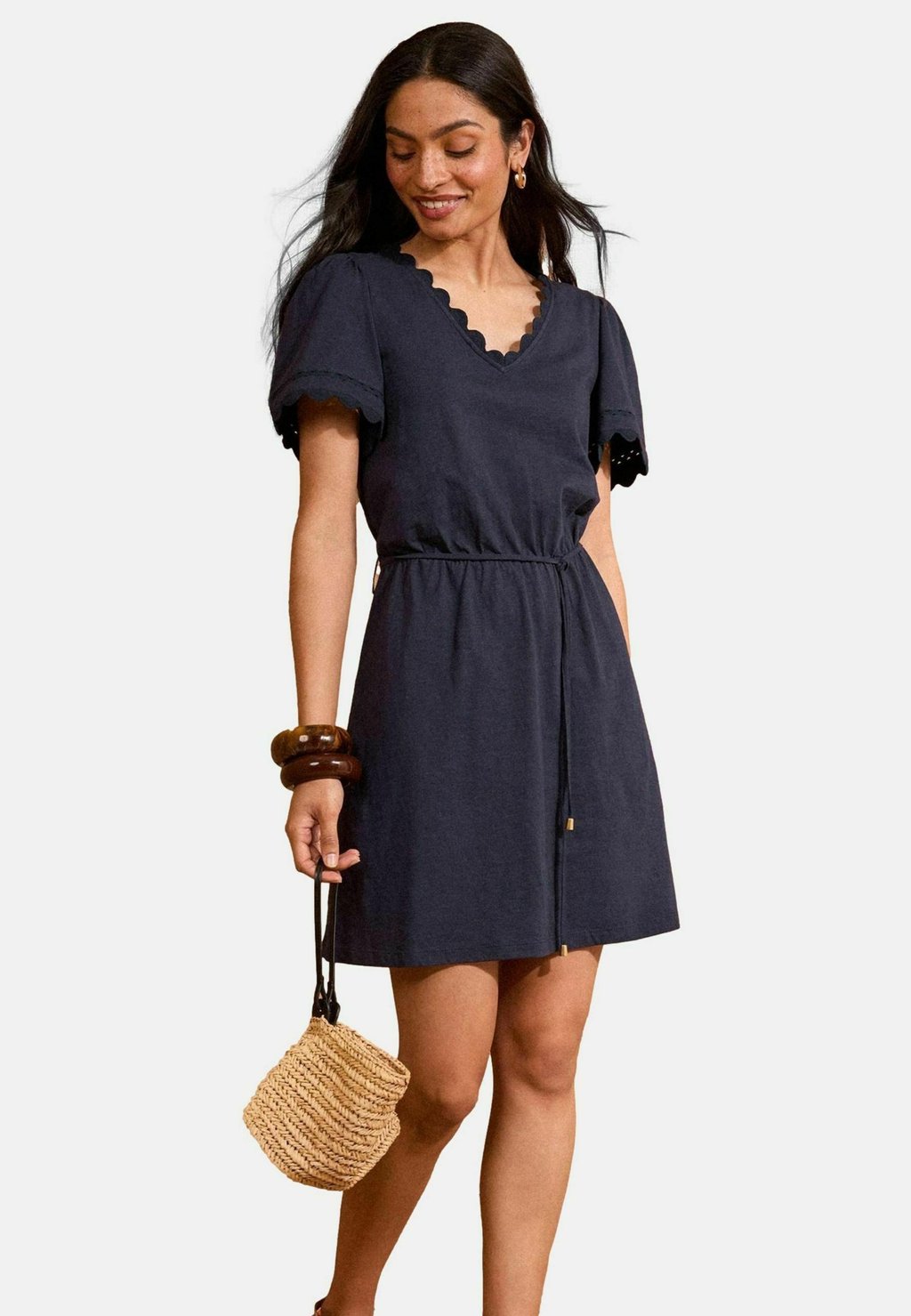 

Платье из джерси REGULAR FIT - SCALLOP V-NECK Love & Roses, синий