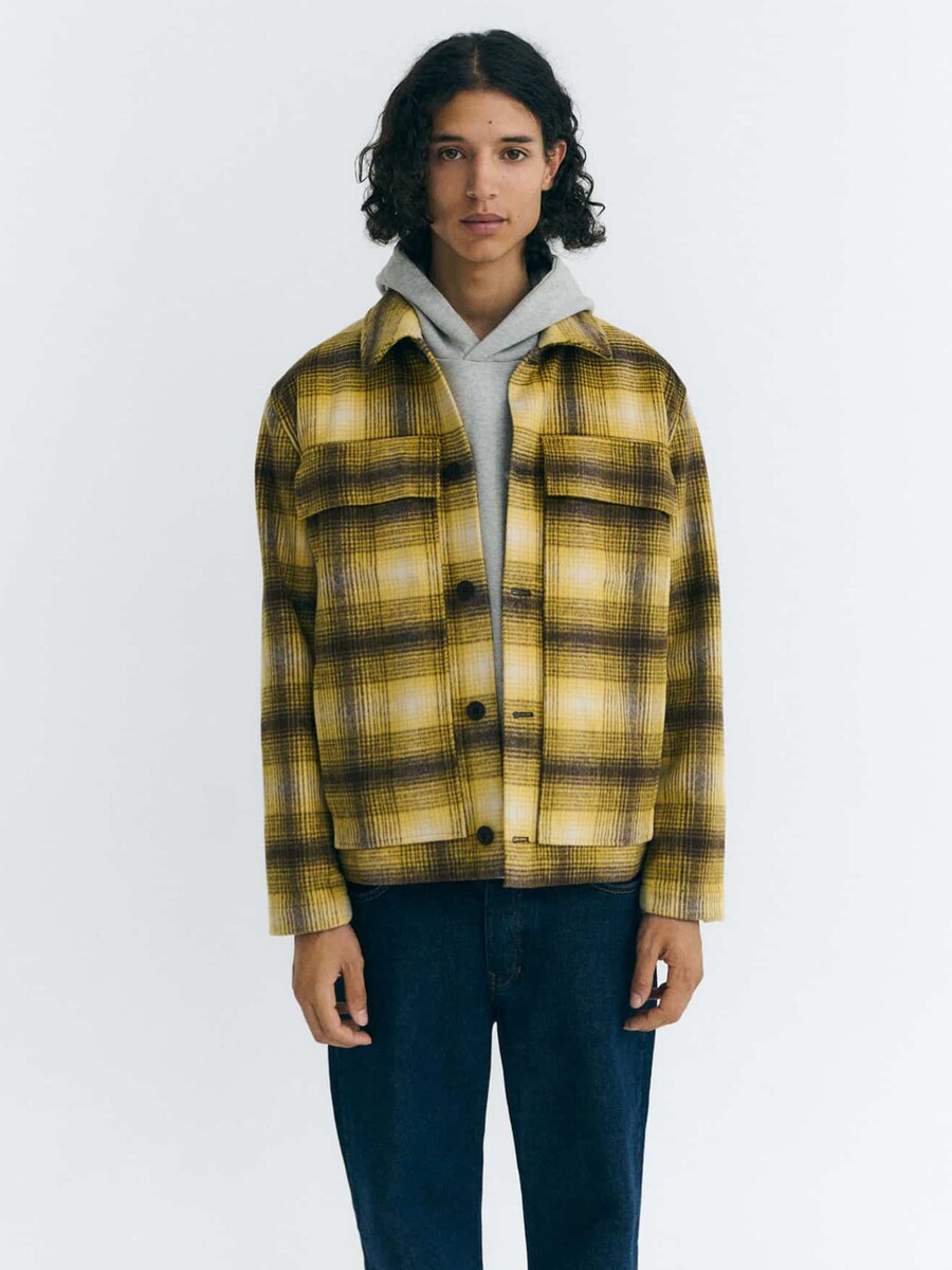 

Рубашка на пуговицах классического кроя Thinking MU, желтый