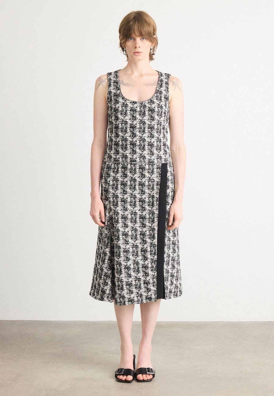 

Платье BOSS DOLORIA, Open Miscellaneous/Black