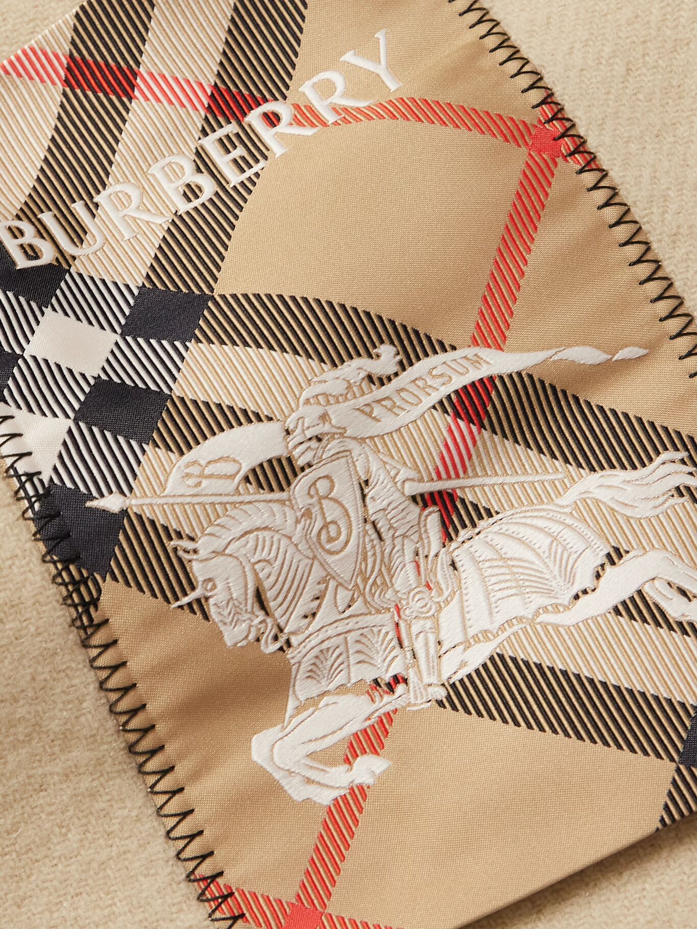 

Кашемировый шарф с бахромой и аппликацией BURBERRY, нейтральный