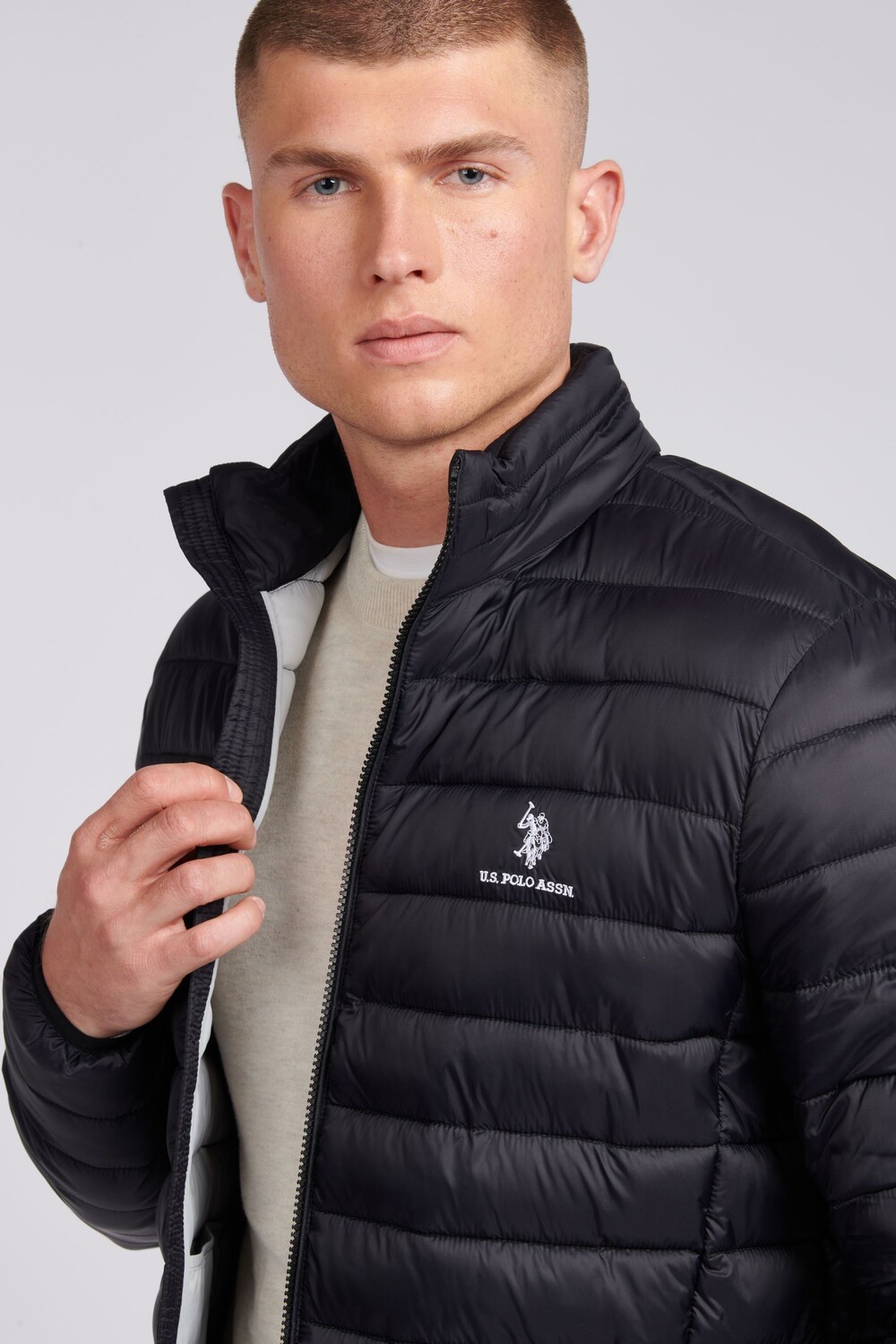 

Мужская легкая стеганая куртка на переплете U.S. Polo Assn, черный
