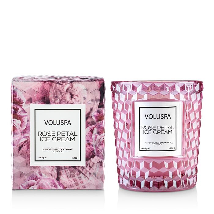 

Стеклянная свеча с тиснением мороженого Voluspa Rose Petal, 6,5 унций, белый