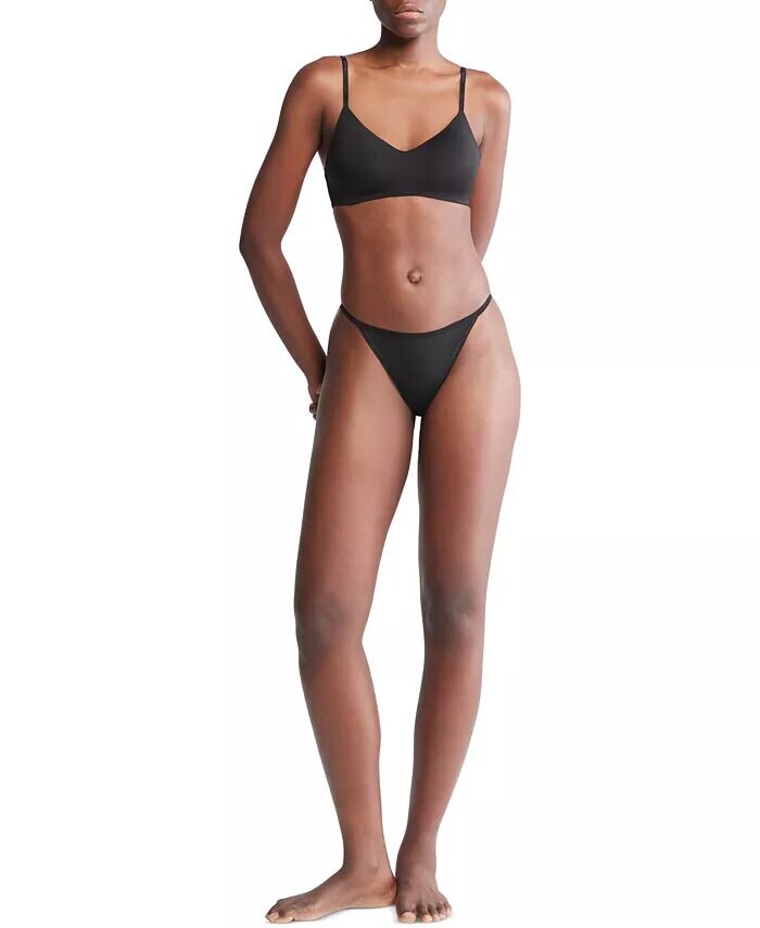 Женское нижнее белье стринги Ideal String с микрострингами QD5115 Calvin Klein, черный — фото 4