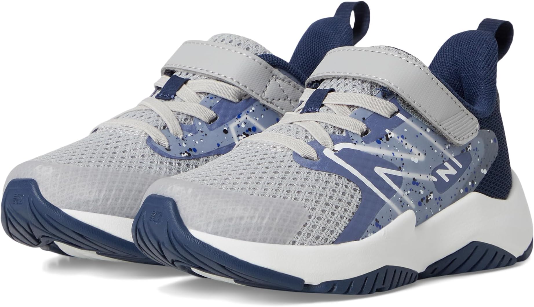 

Кроссовки New Balance Kids Rave Run v2 Bungee Lace with Top Strap, цвет Raincloud/Dream State/Nb Navy