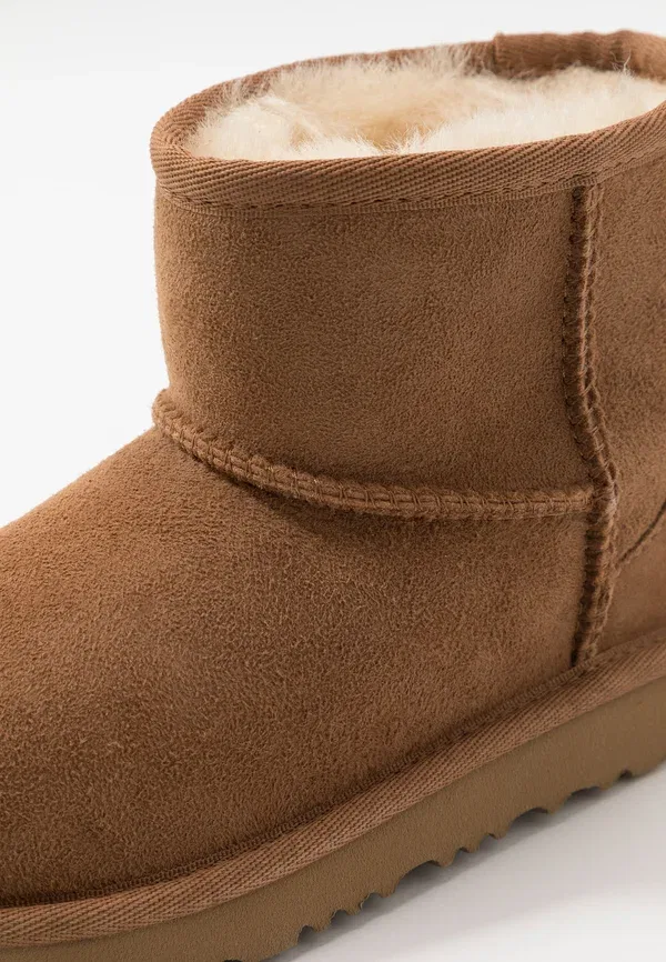 Сапоги Ugg Classic Mini II Classic Ankle, каштановый — фото 4