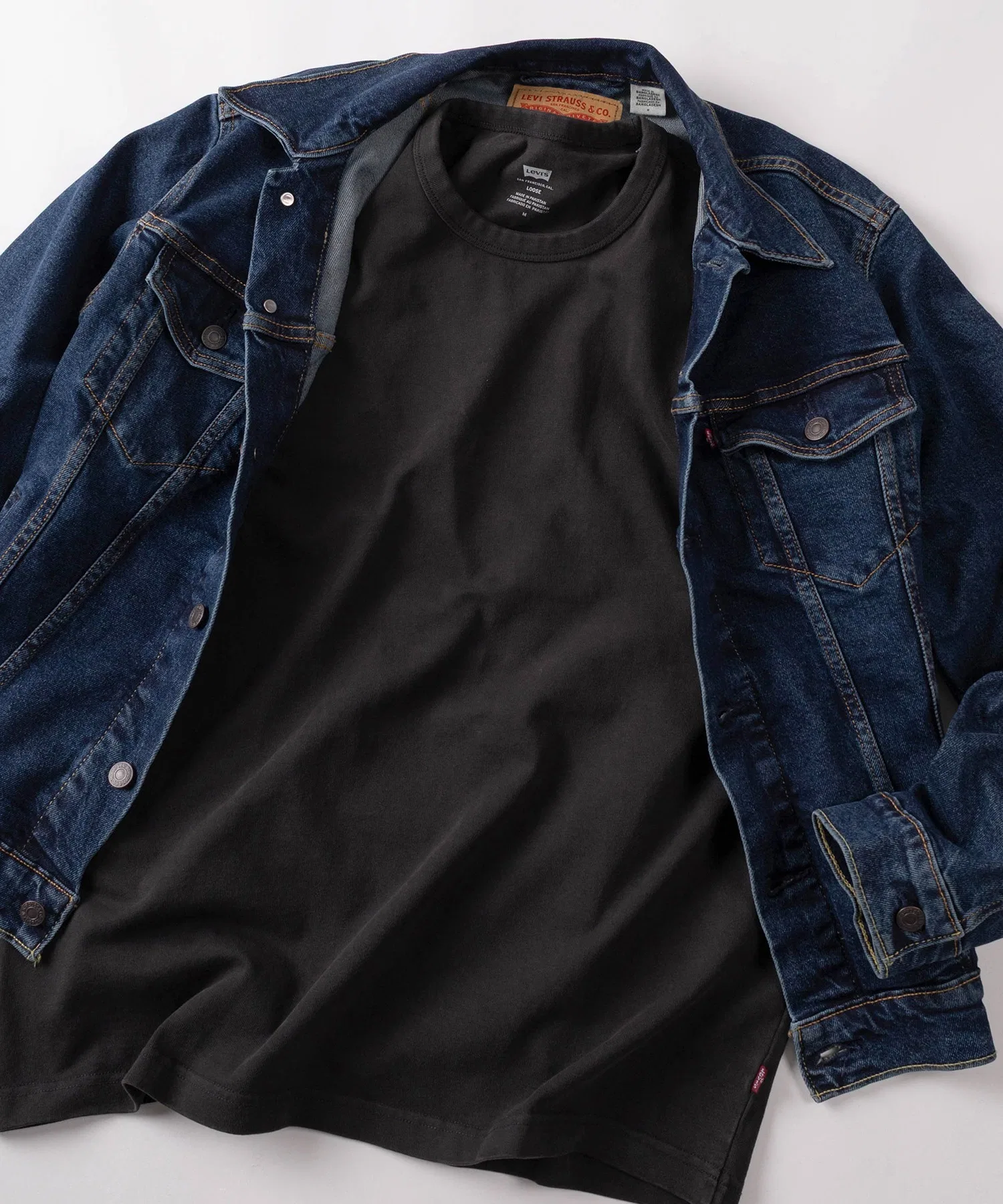 Унисекс футболка Levi's Heavyweight, свободного кроя, с круглым вырезом, белая — фото 3