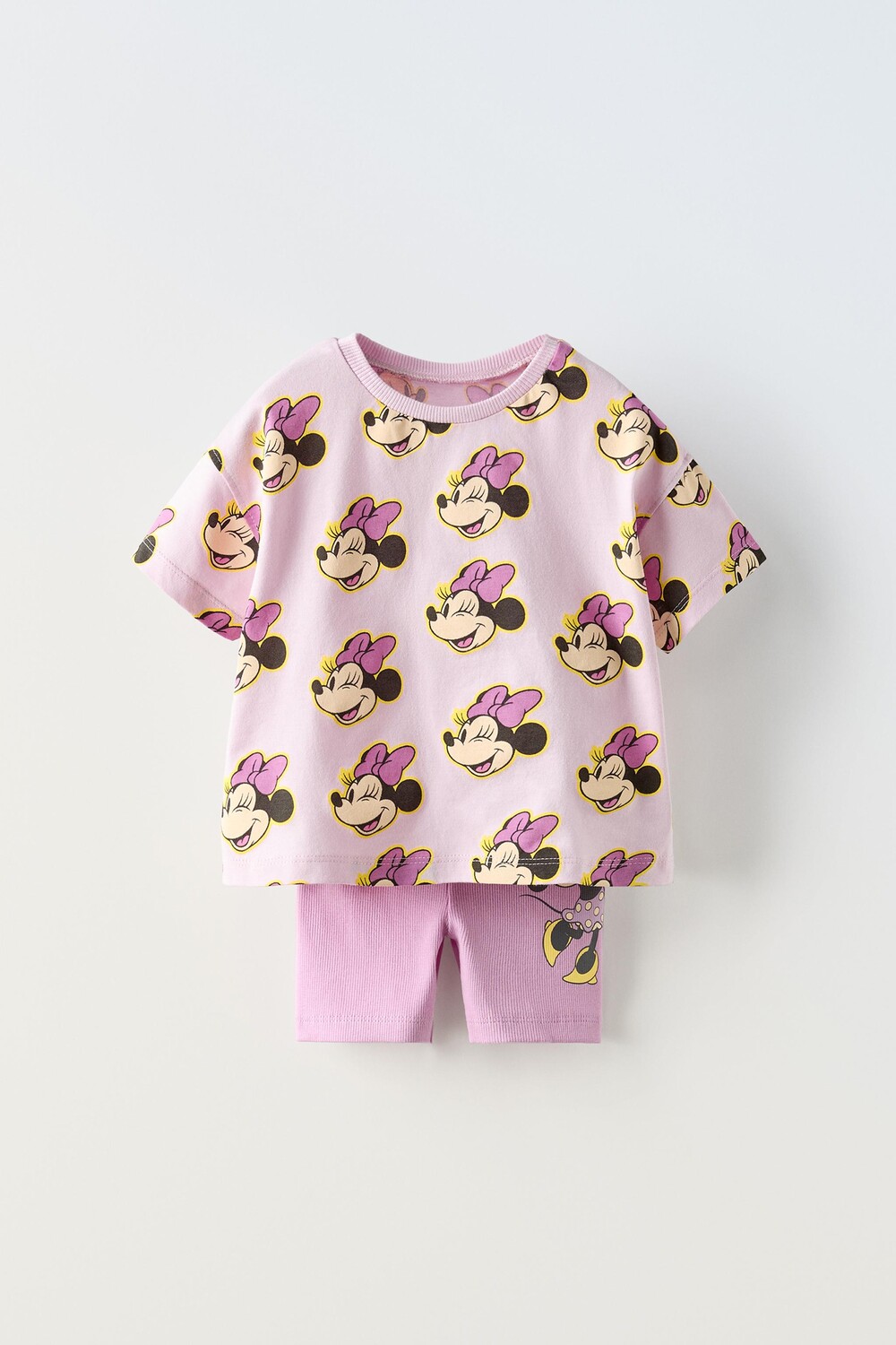 

Футболка и короткие леггинсы minnie disney ZARA, розовый/лиловый