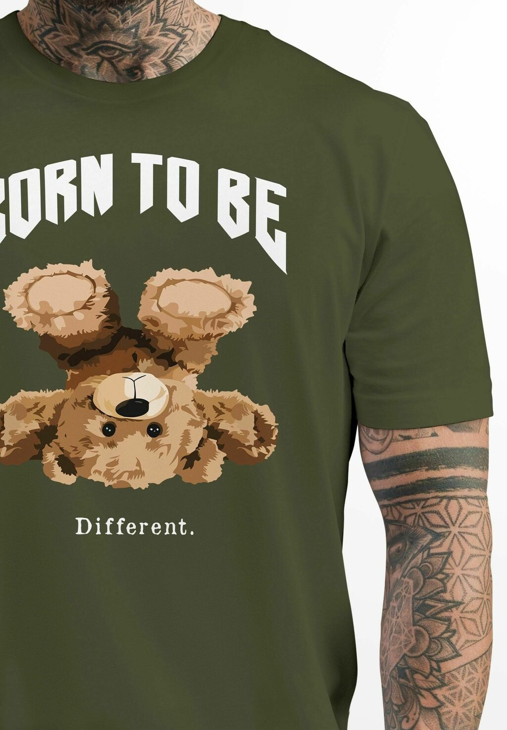 

Принт на футболке Born To Be Different Schriftzug Bear Bär Teddy Fashion Streetstyle Neverless, зеленый