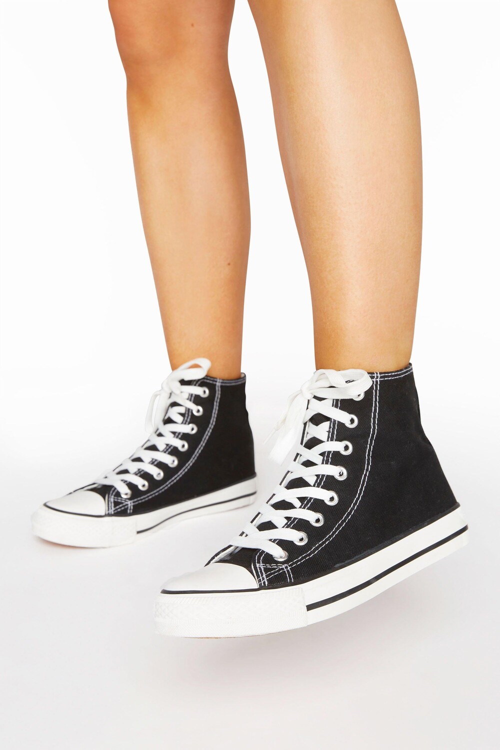 

Высокие кроссовки Wide Fit High Top Trainers Yours, черный