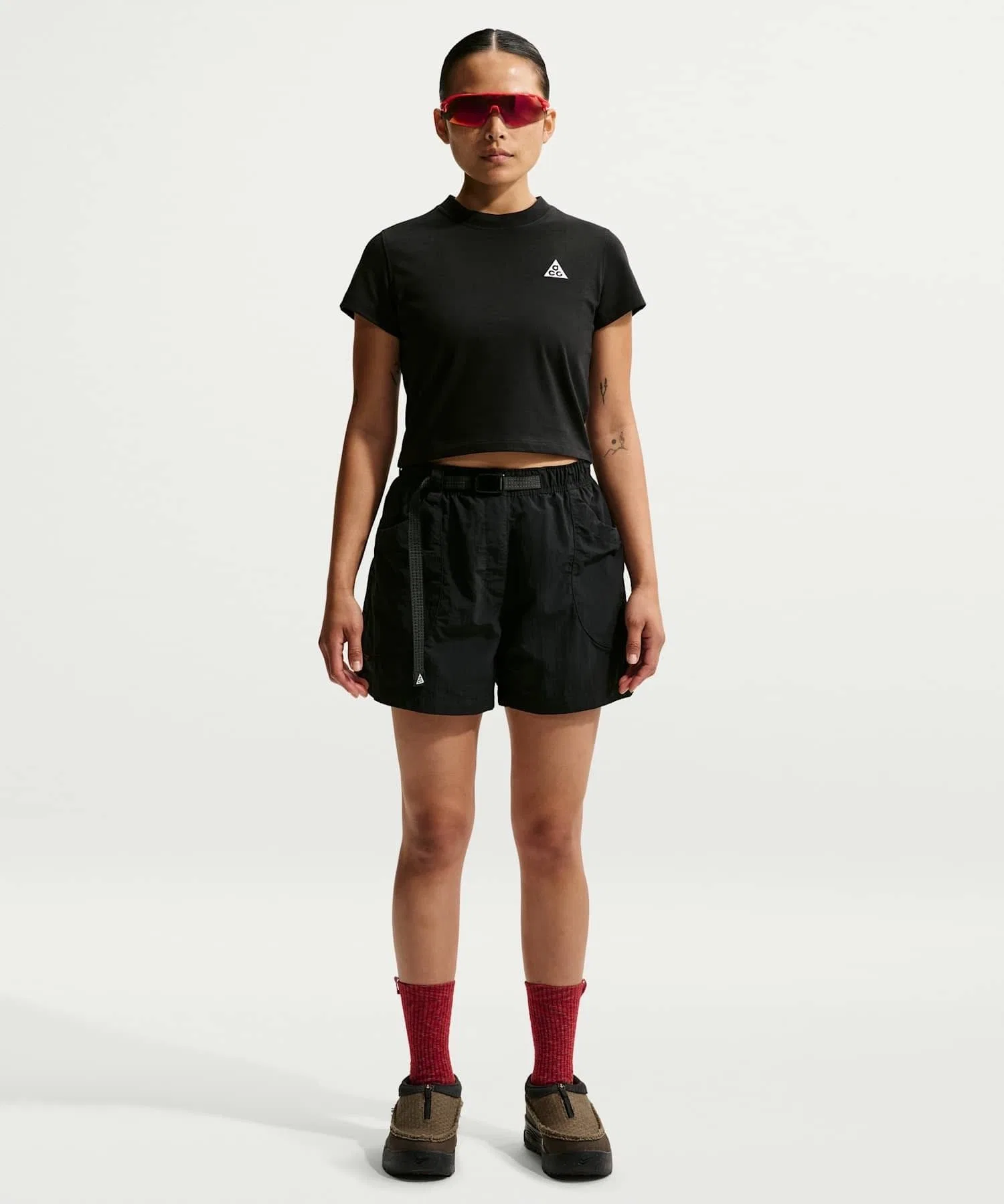 Женская футболка Nike ACG Dri-FIT с коротким рукавом — фото 4