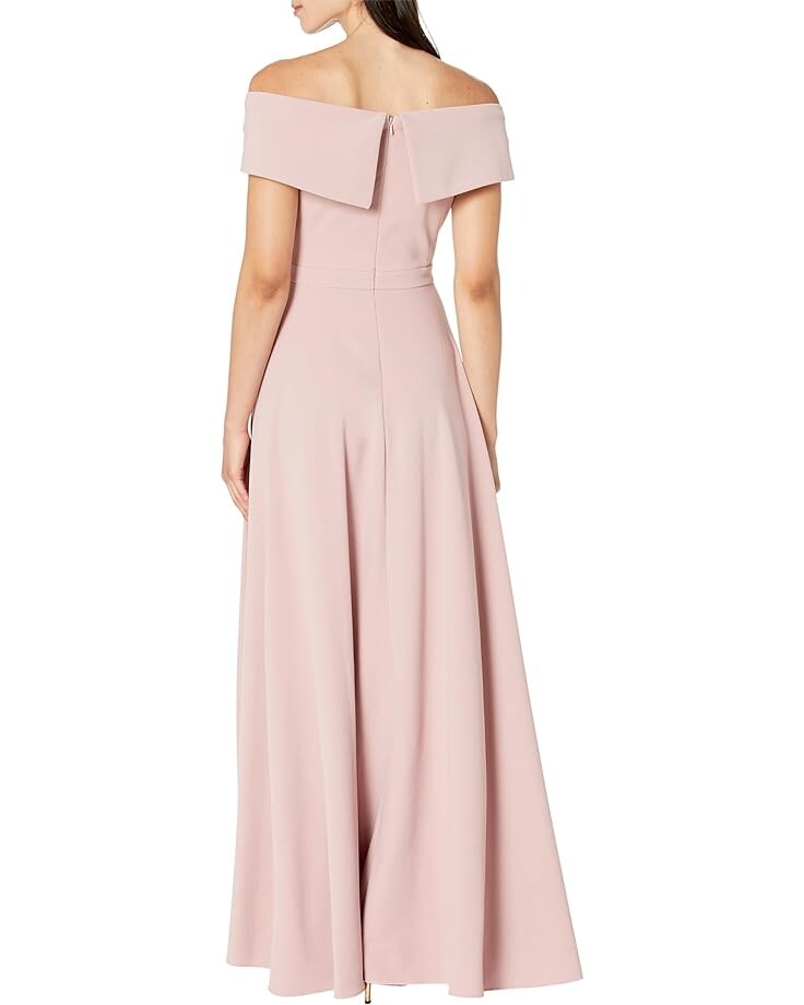 

Платье XSCAPE Long Scuba Crepe Off-the-Shoulder Gown, роза