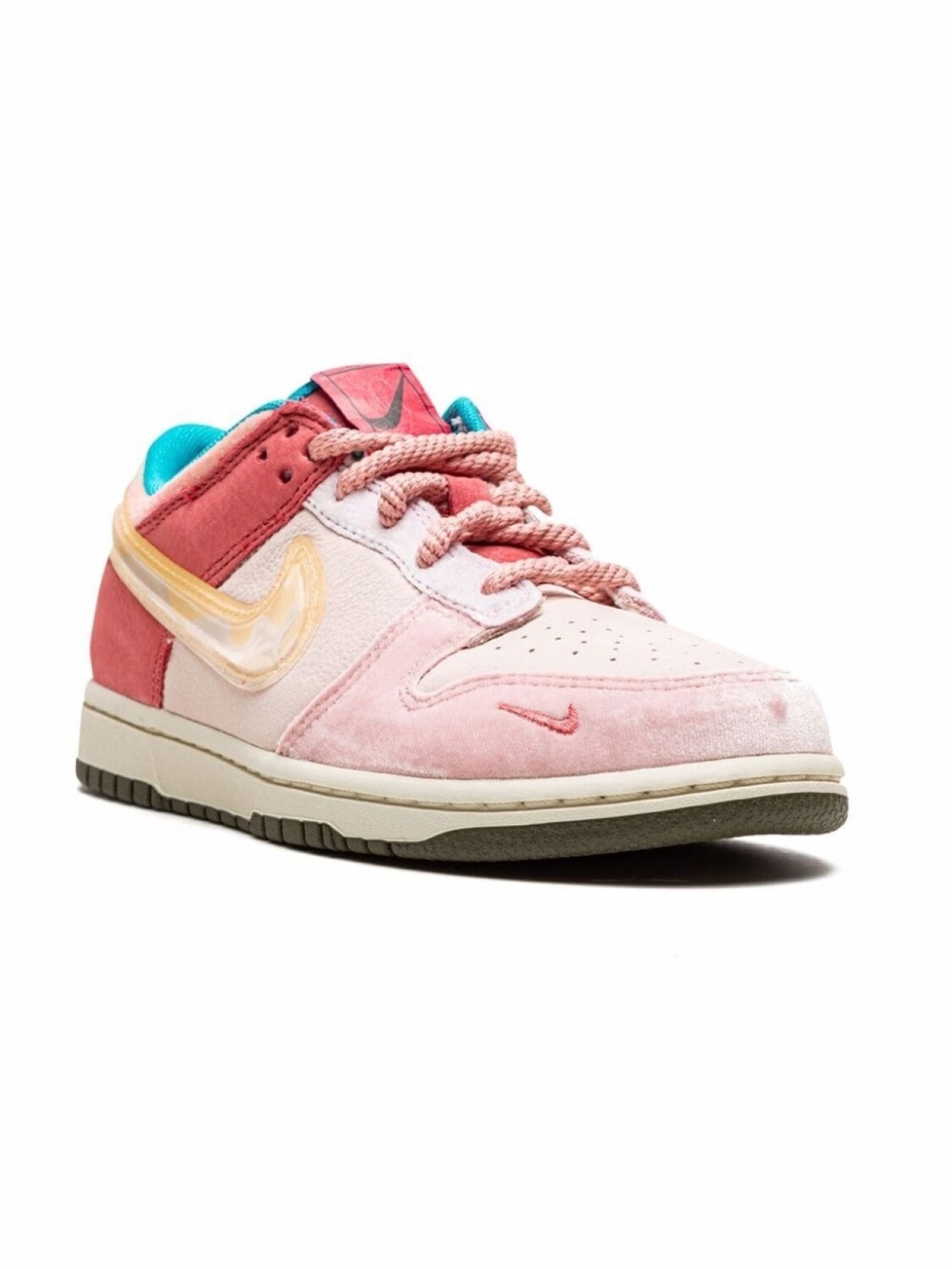 

Кроссовки Dunk Mid из коллаборации с Social Status Nike Kids, розовый