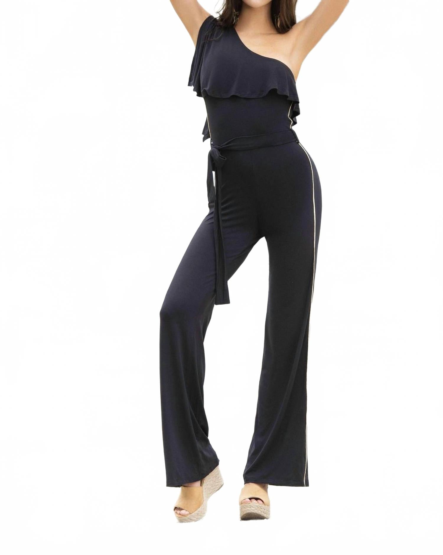 

Женский комбинезон Genevieve с одним плечом в черном цвете Mapale