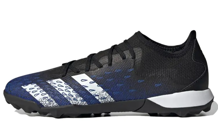 

Футбольные кроссовки Adidas Predator унисекс