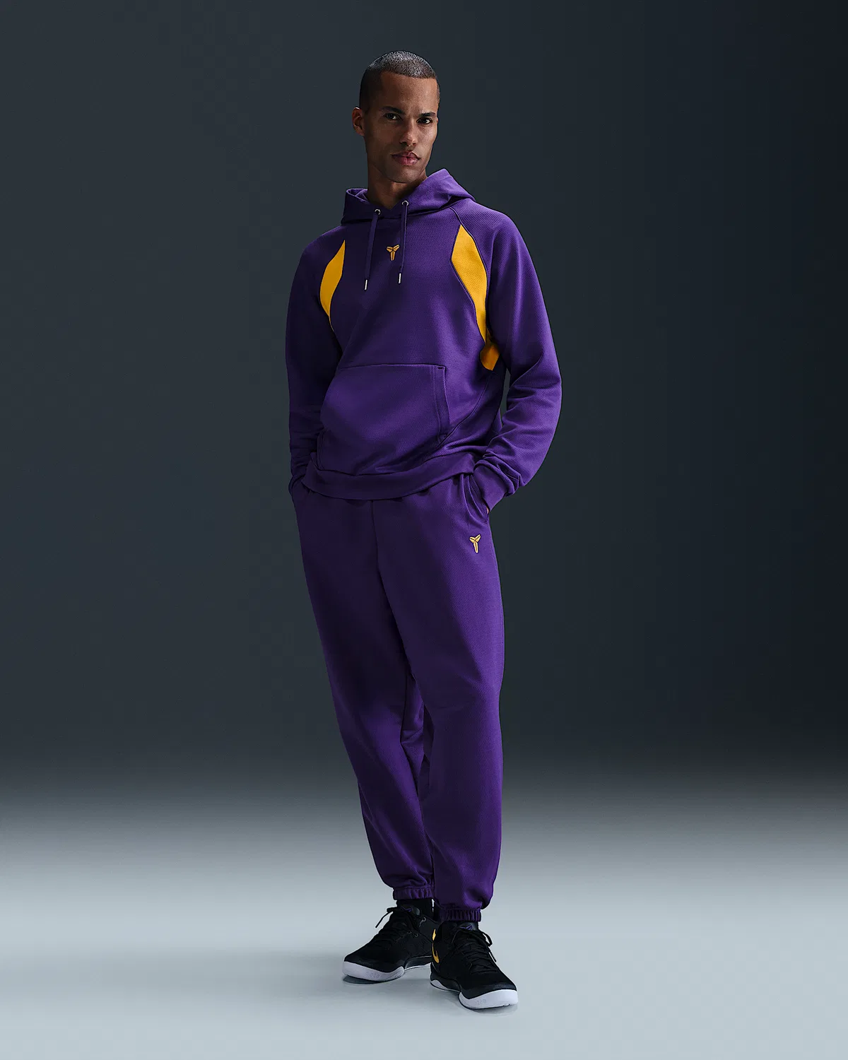 Therma-FIT Pullover Hoodie Kobe, Court Purple/University Gold/University Gold — фото 4