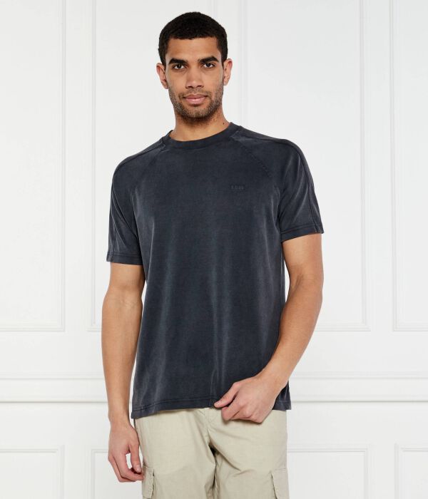 

Футболка te_concrete Regular fit Boss Orange, черный
