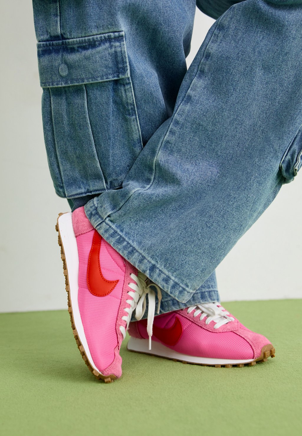 Низкие кеды Nike Sportswear, фуксия — фото 2