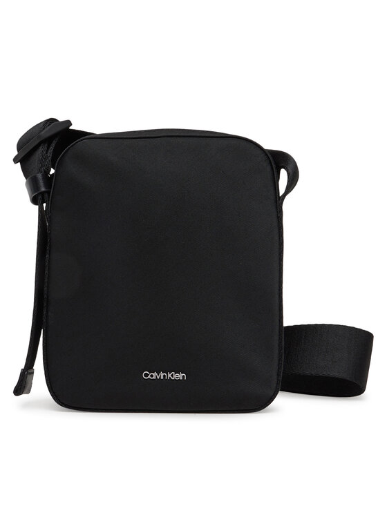 

Сумка через плечо Ck Ease Reporter S K50K512886 Calvin Klein, черный