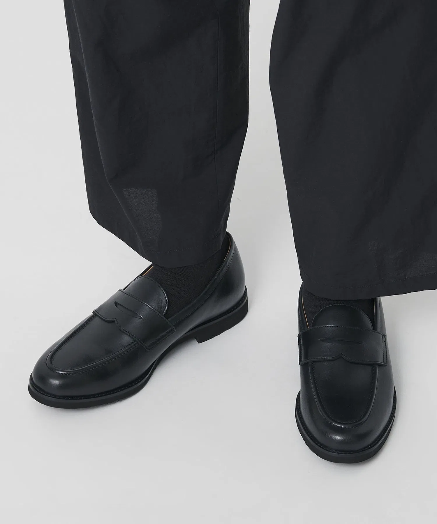 Мужские кожаные лоферы BEAUTY&YOUTH UNITED ARROWS “all time shoes” чёрные — фото 2