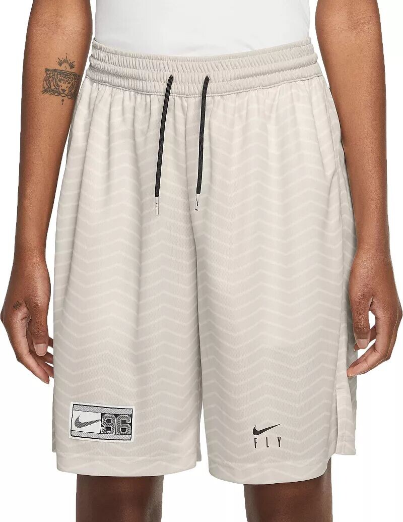 

Женские сезонные шорты Nike Dri-FIT