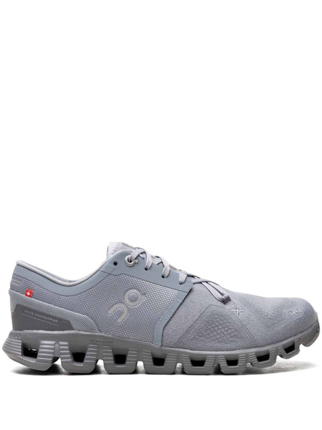 

On Running кроссовки Cloud X 3 "Mist/Rock", серый