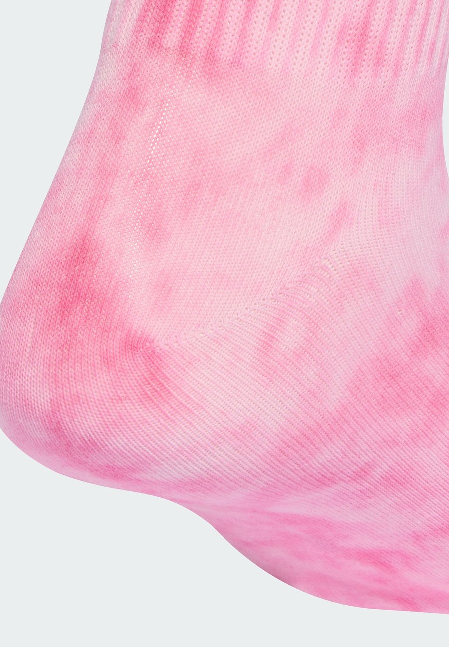 Носки Adidas Originals TIE DYE 3 PACK, Bliss Pink Bliss Lilac White/Pink — фото 4