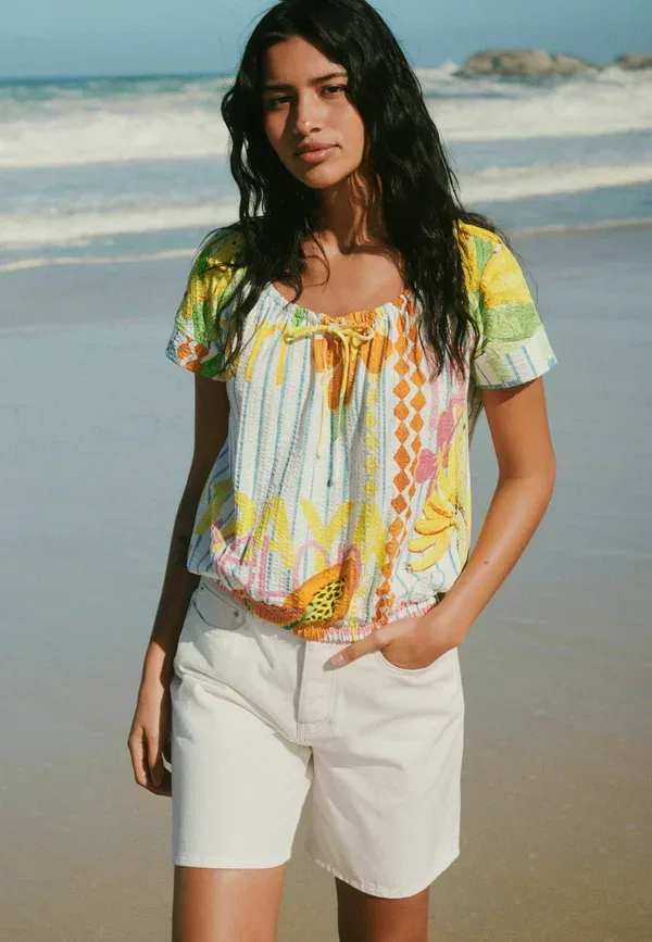 Футболка Next Petite fit short sleeve bubblehem scoop neck t-shirt, полоска тропический принт