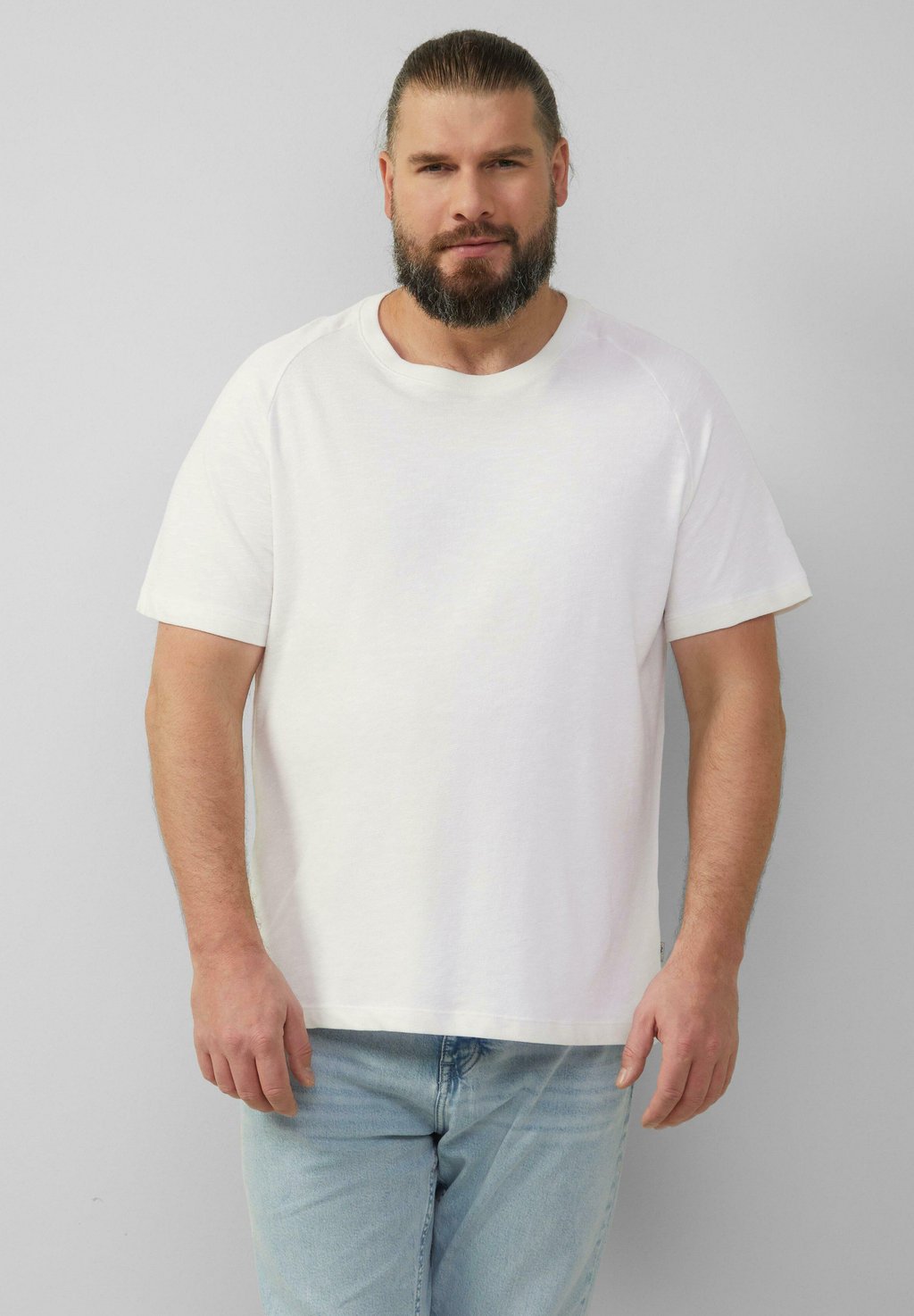 

Базовая футболка CREW NECK UND RAGLANÄRMELN s.Oliver, белый