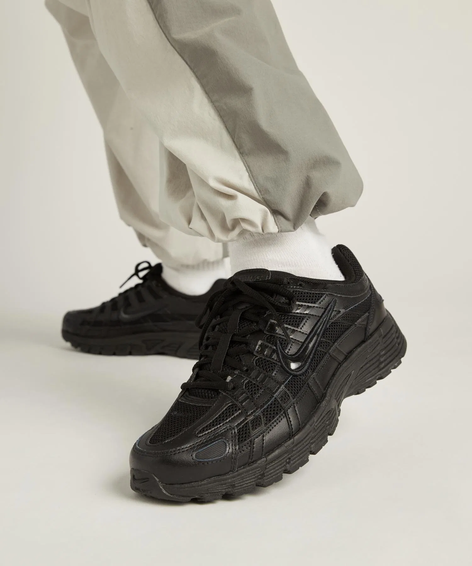 Унисекс кроссовки Nike P-6000 из кожи чёрные — фото 2