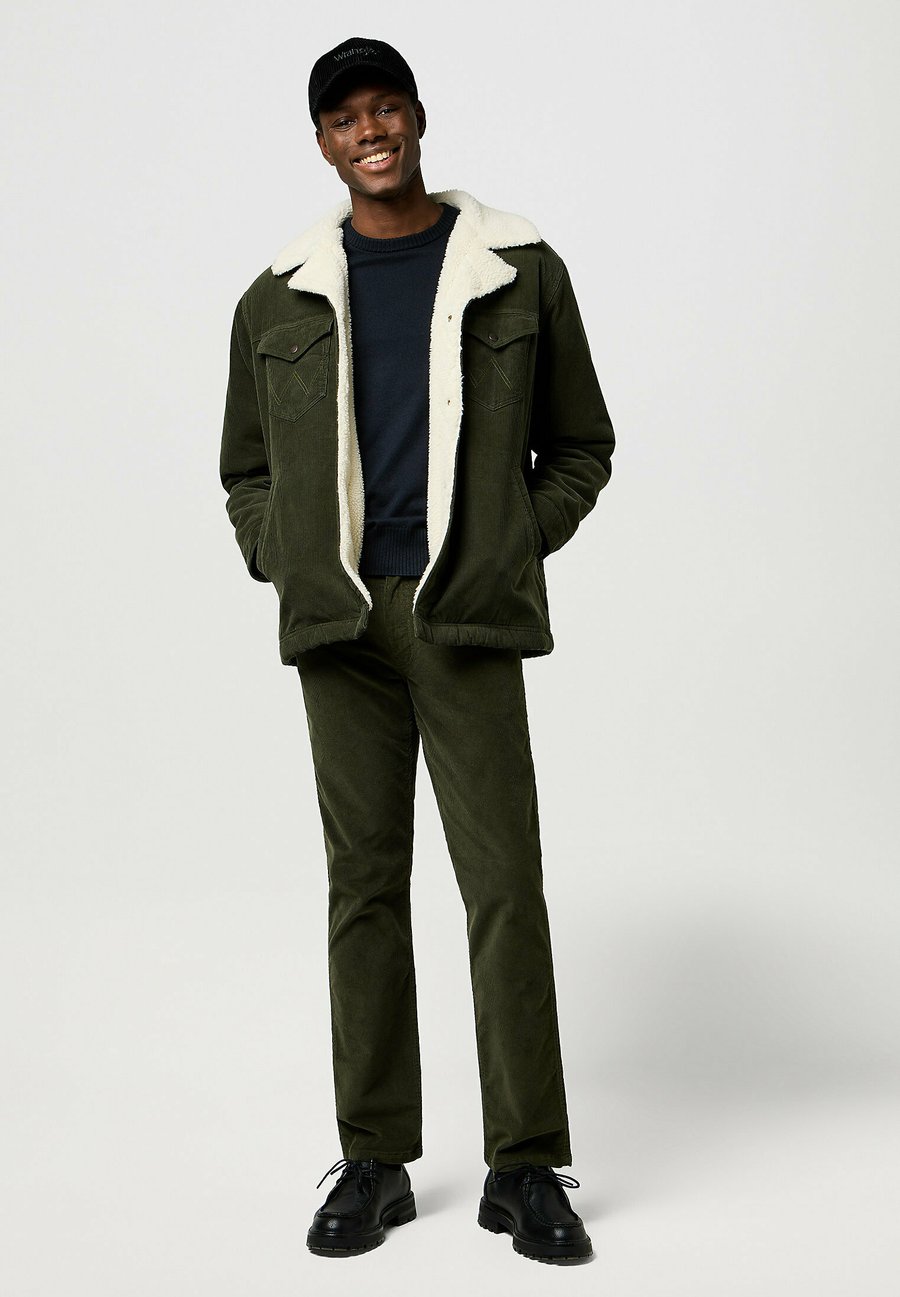 

Бейсболка Wrangler MULTIPLE FITS, Black