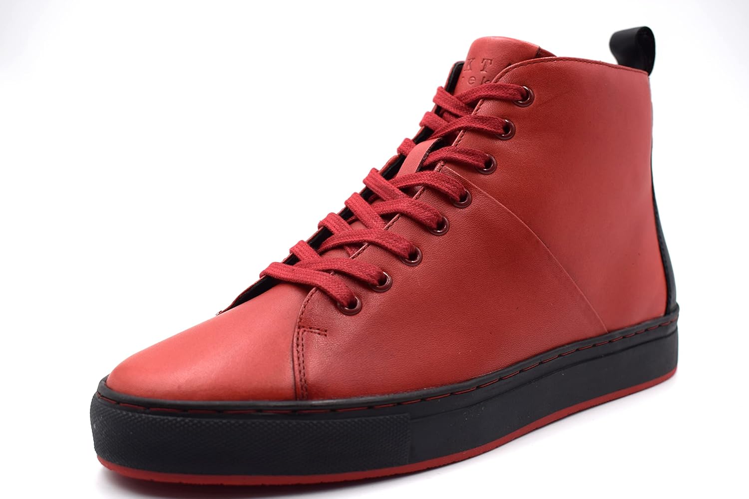 

Мужские высокие кроссовки на шнуровке Nekta /Ke'Nekt/, красный