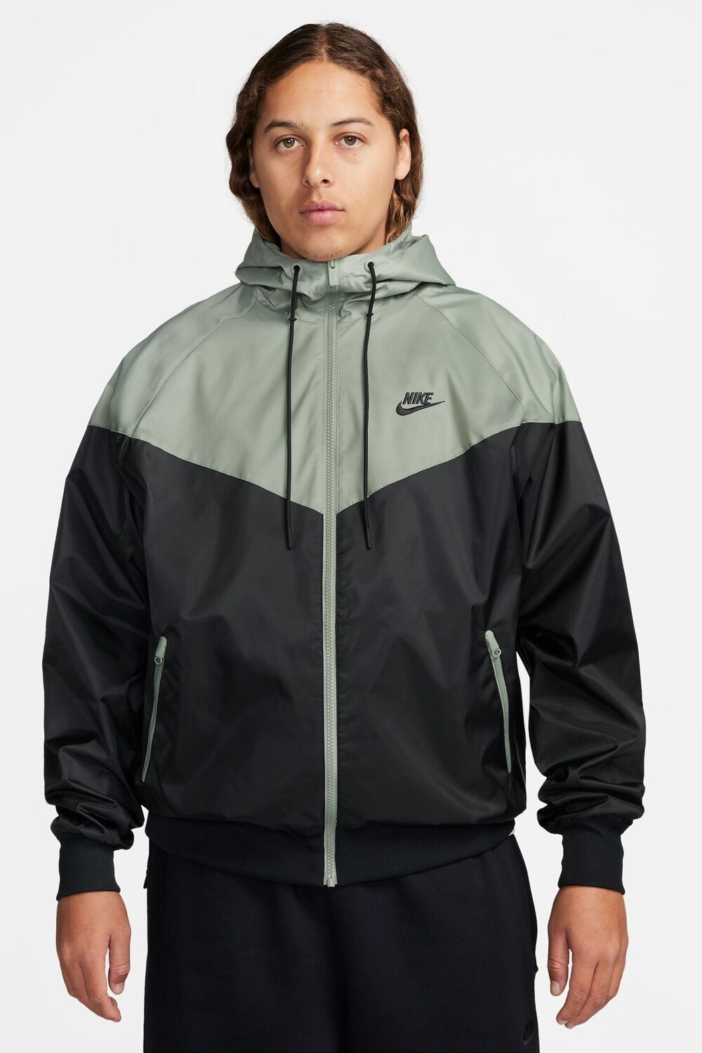 

Спортивная куртка Windrunner с капюшоном Nike, черный
