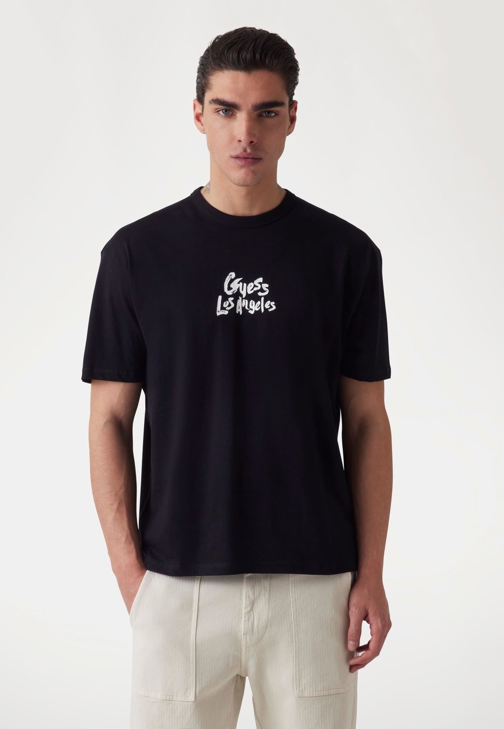 

Футболка с принтом LOGO Guess, черный
