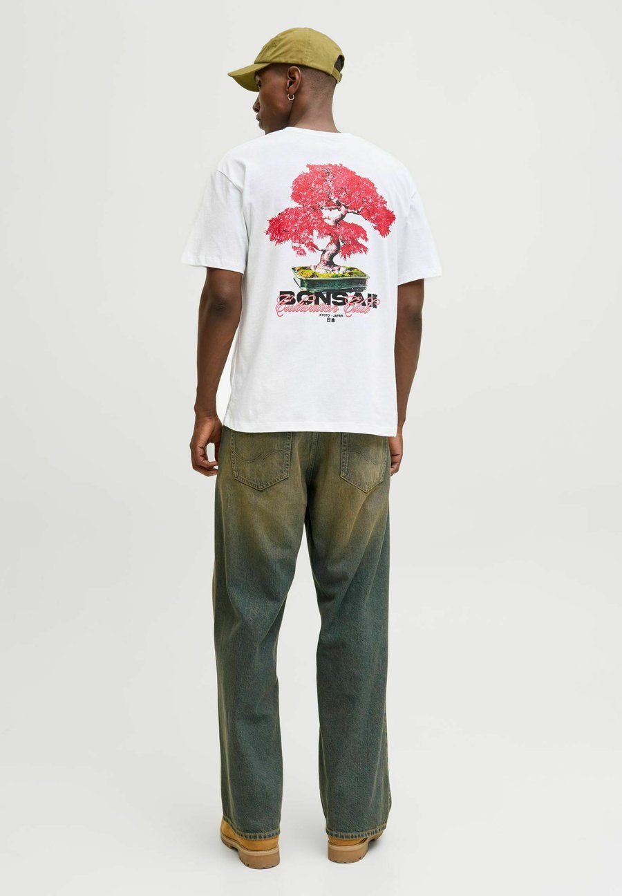 

Футболка Jack & Jones Print T-shirt, Bright White/Off-White, Белый, Футболка Jack & Jones Print T-shirt, Bright White/Off-White