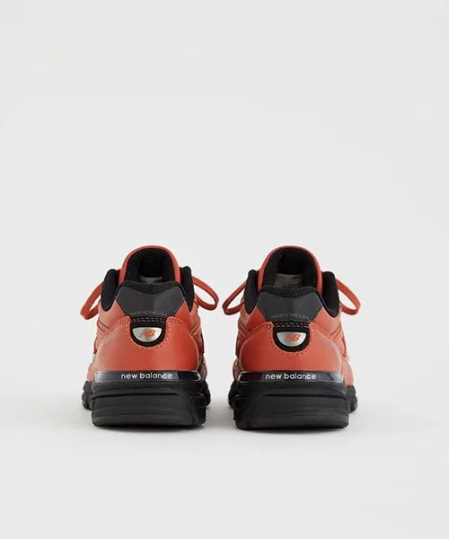 Мужские кроссовки из натуральной кожи New Balance U990 RB4 коричневые — фото 4