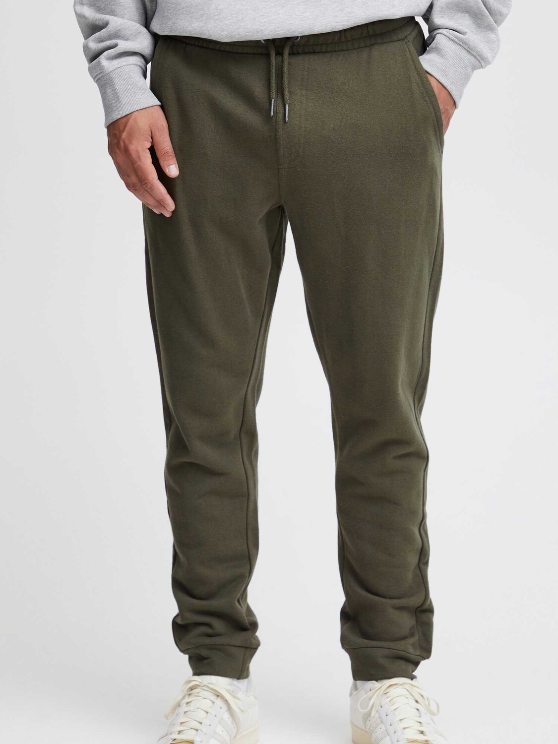 

Спортивные брюки Blend Sweatpants, зеленый