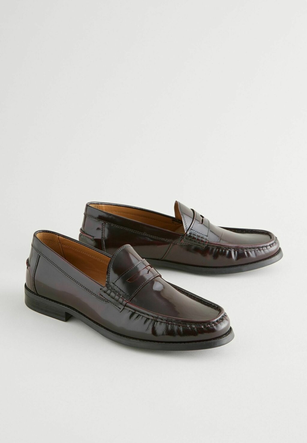 

Мокасины REGULAR FIT PENNY Next, красный