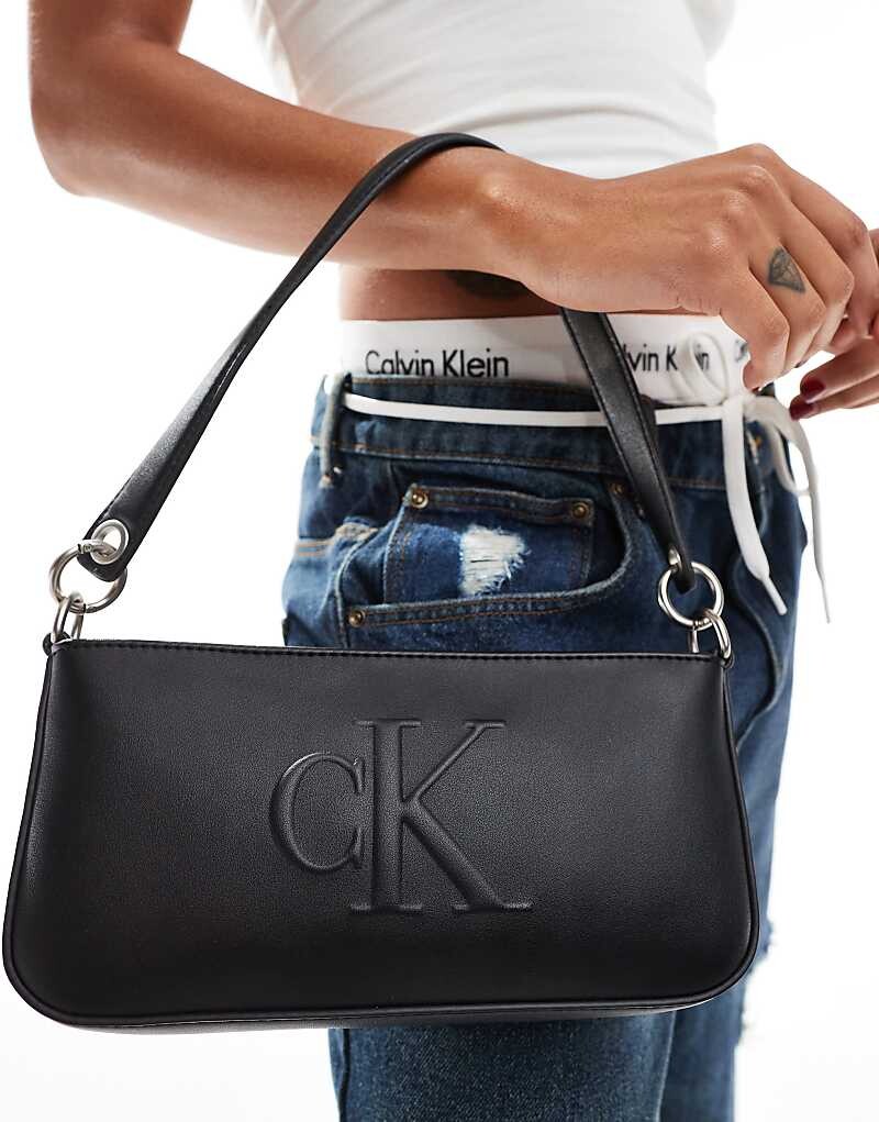 

Черная скульптурная сумка через плечо Calvin Klein Jeans