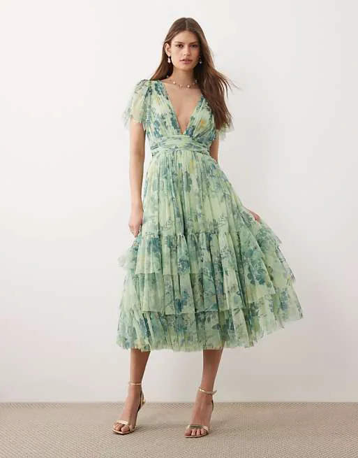 

Зеленое платье миди Lace & Beads Madison